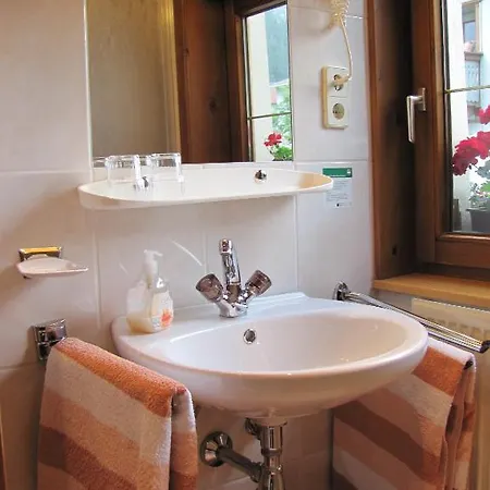 Haus Bergfriede * Pettneu am Arlberg